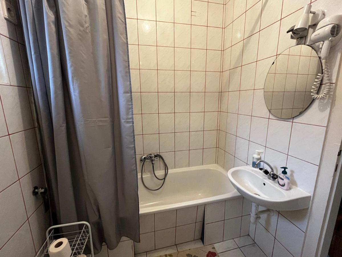 Benitta Vendeghaz Apartment Hajduszoboszlo Ngoại thất bức ảnh